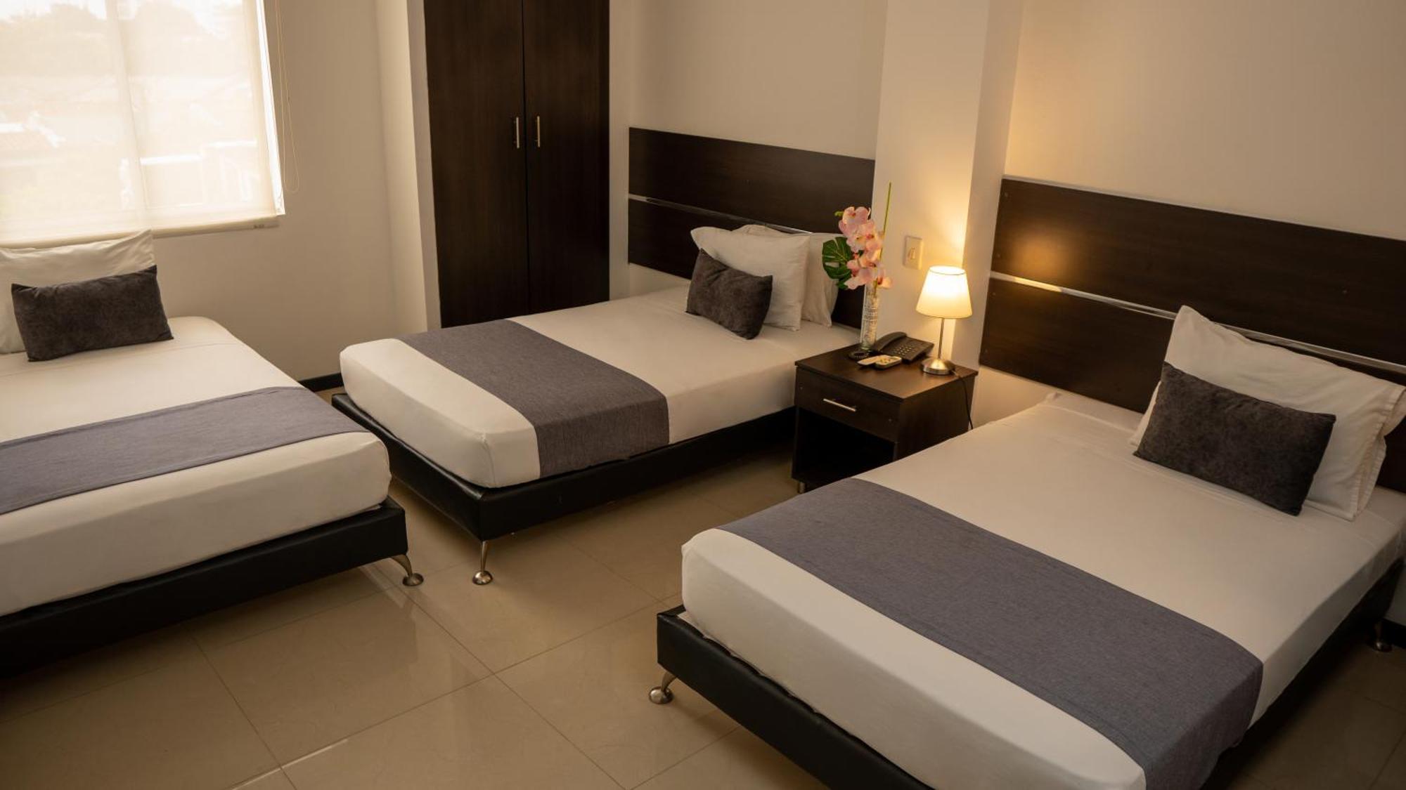 Diagonal Hotel Chipichape Cali Bagian luar foto
